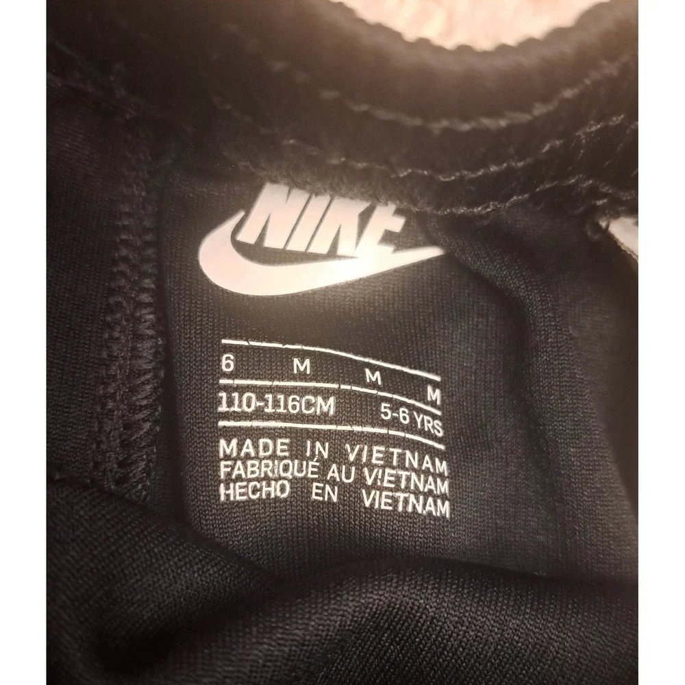 Nike‎ Mesh Training Shorts Youth Size 6 Black